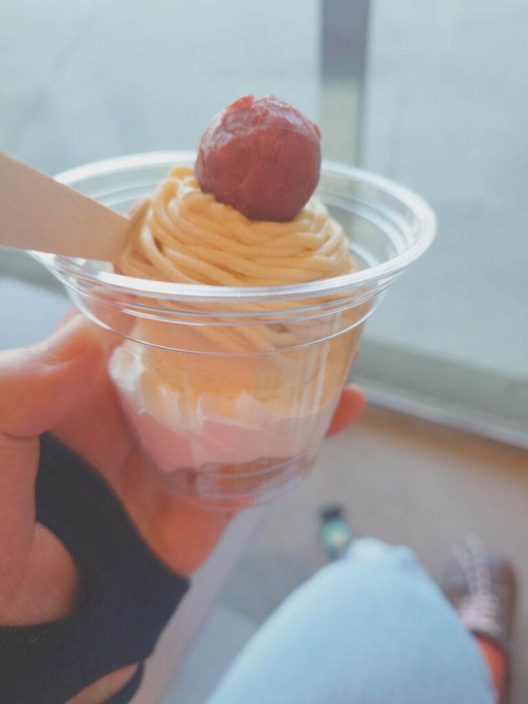 角川武蔵野ミュージアム併設カフェ｜モンブランで余韻タイム